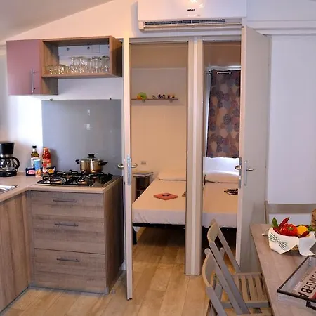Happy Camp Mobile Homes In Laguna Village Kamp alanı Caorle
